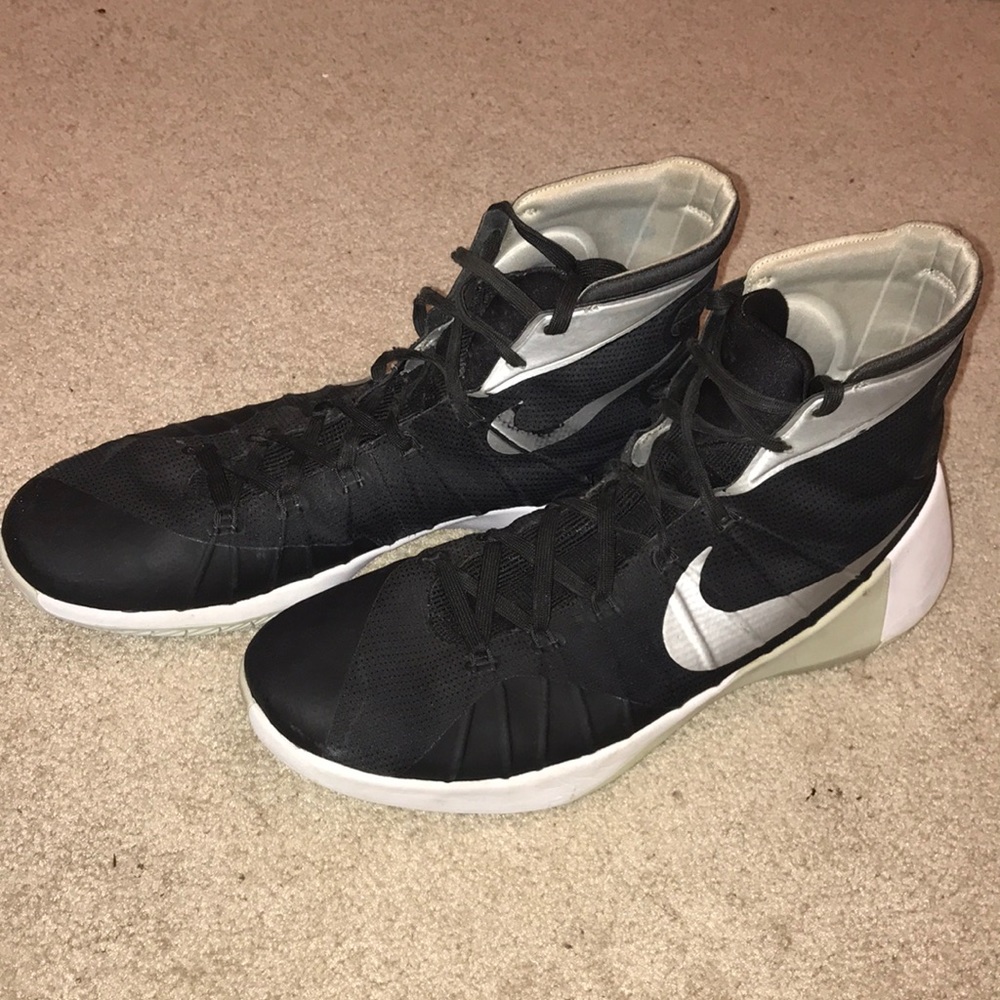 Nike Hyperdunk - image 1